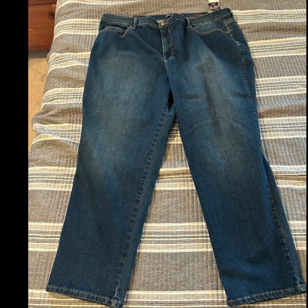 NWT Gloria Vanderbilt Amanda Jeans Plus Size 24w